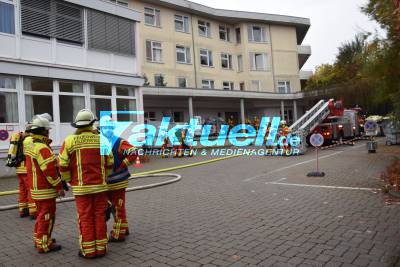Feuer in Filderklinik: Verrauchung führt zu Teilräumung des Krankenhauses - Keine Verletzten