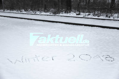 Wunderschöne Winterlandschaften - Verschneiter 3. Advent: Erster Schnee im Flachland sorgt für verschneite und rutschige Straßen im Kreis Karlsruhe