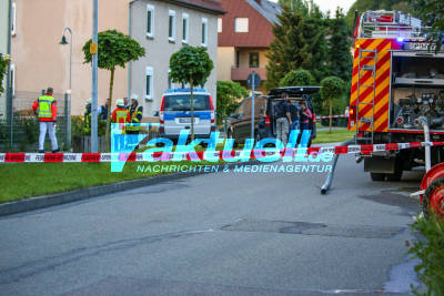 Nach Kellerbrand in Gingen entdeckt Polizei Sprengstoff im Keller und Hanfplantage im Dachgeschoss Großaufgebot von Rettungskräften