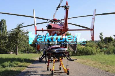 Radfahrerin stürzt nach medizinischen Notfall in Ostfildern - Rettungshubschrauber im Einsatz 