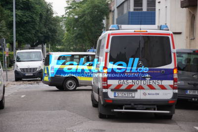Stuttgart Bad Cannstatt: Wasserrohrbruch in Krefelderstrasse