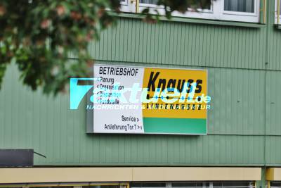 Linienbusbetrieber Knauss ist Insolvent - Bilder der Firmenzentrale am Montag
