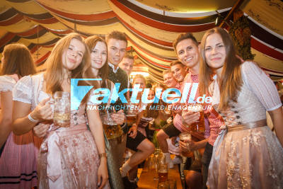 Volksfest 2019: ONETASTE Studentenparty im Wasenwirt Zelt