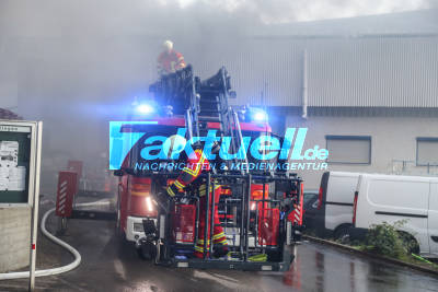 Brand in einer Werkstatt in Geislingen Großeinsatz für Feuerwehr und SEG