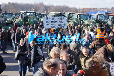 Stuttgart Bad Cannstatt: Bauern demonstrieren gegen Agrarpaket