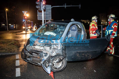 Verkehrsunfall in Filderstadt-Bonlanden - Zwei PKW beteiligt  - Vermutlich ein Verletzter 