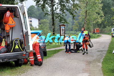 Pferde & Kutsche stürzen in Wildwasser-Fluss (on tape!) - Gespann landet Kopfüber in Königsseer Ache - 