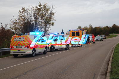 Schwerer Verkehrsunfall zwischen PKW und Krad- 3 Personen Verletzt