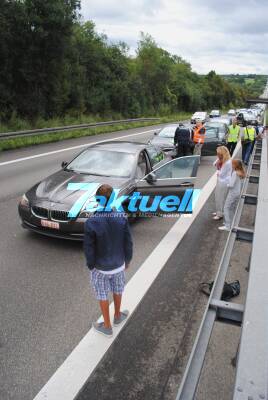 A8 bei Pforzheim: Auffahrunfall mit sieben Fahrzeugen