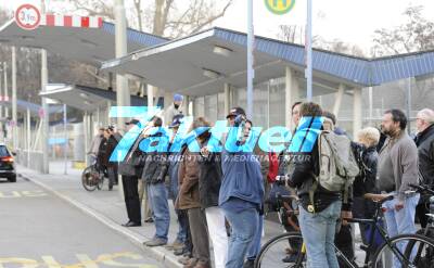 Bei Abrissarbeiten am Südflügel Dach eingebrochen - Zwei Gleise im Hauptbahnhof gesperrt