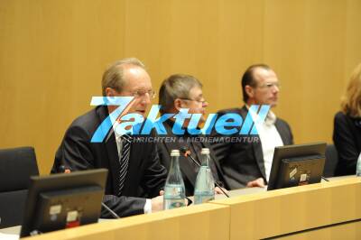 Letzte Gemeinderatsitzung mit Stuttgarts Oberbürgermeister Schuster