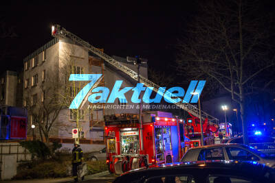 Küchenbrand im Reihenhaus in Feuerbach löst Feuerwehr-Großeinsatz aus