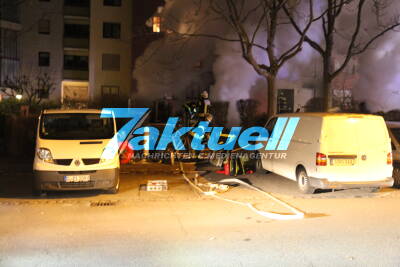 Großbrand in Tiefgarage in Stuttgart Weilimdorf
