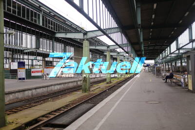 Die ersten Baumaßnahmen an den Bahnsteigen im Hauptbahnhof