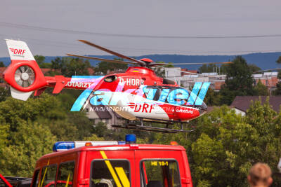 Frontalkollision nach Schwächeanfall - 7 Betroffene, darunter 2 Kinder - Mit Hubschrauber in Klinik