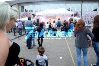 Lange Ost-Nacht: Stadttelfest im Stuttgarter Osten zieht viele Besucher an