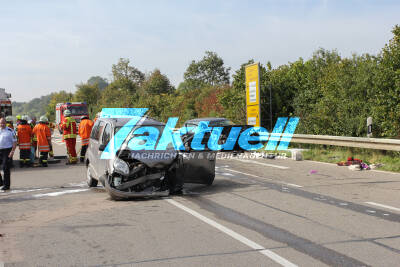 Unfall an Kreuzung in Amstetten: Zwei Schwerverletzte