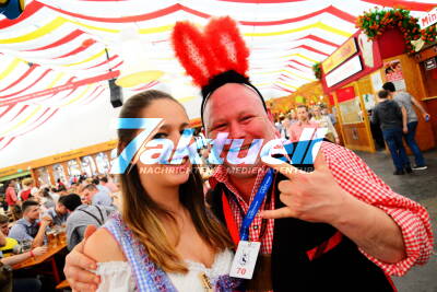Frühlingsfestparty mit Mickie Krause und den W.I.P.S im Grandls Hofbräuzelt