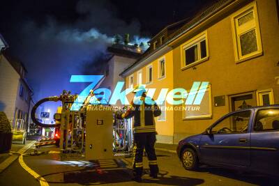 Großfeuer vernichtet Gebäudekomplex in Sindelfinger Innenstadt - 16 Bewohner konnten sich retten