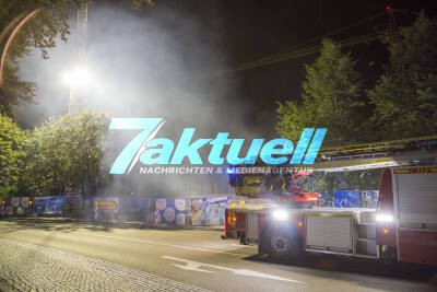 Baustellenbrand löst Brandmeldealarm vom Kreiskrankenhaus aus
