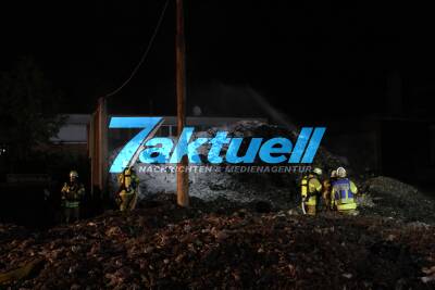 Brand eines Müllhaufens in Esslinger Abfallentsorgungsbetrieb