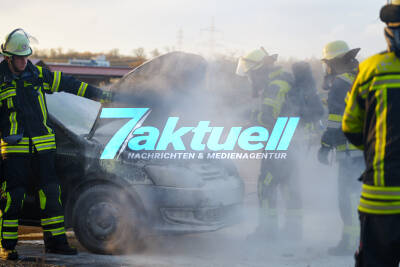 PKW Brand auf der BAB8