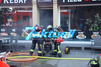 Brand in Dönerbude - Großeinsatz der Feuerwehr