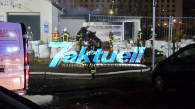 Brand in verlassener Autowerkstatt im Leipziger Norden - Feuerwehr greift schnell ein und verhindert Brandausbreitung