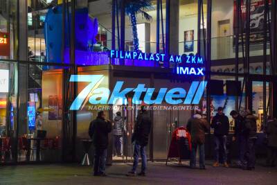 Polizei überwältigt verdächtigen Mann mit großem Rucksack im ZKM Kino Karlsruhe - Besorgte Kinobesucher sorgen für großen Polizeieinsatz