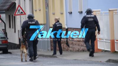 Polizeilage in KA-Wolfartsweier: Polizeieinsatz nach dubioser Mailnachricht