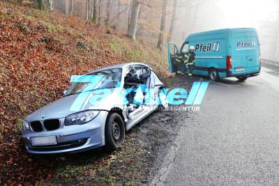 Ölspur auf der Straße? – Sprinter gerät ins Rutschen und prallt in den Gegenverkehr – Schwerer Unfall bei Rudersberg – Zwei Verletzte, Straße gesperrt