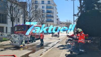 Brand in Wohnzimmer greift auf Inventar über - Hauptstraße in Echterdingen 2h gesperrt