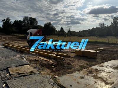 26-jähriger Arbeiter unter tonnenschweren Platten begraben: Tödlicher Arbeitsunfall auf Pipeline-Baustelle